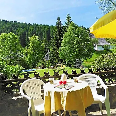 Szálloda Schwarzwald-hotel Kraeutle 3*