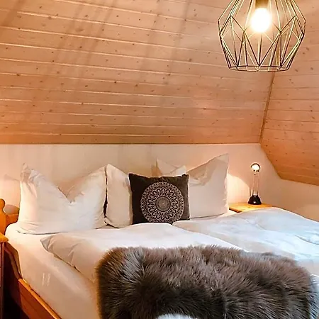 Szálloda Schwarzwald-hotel Kraeutle 3*